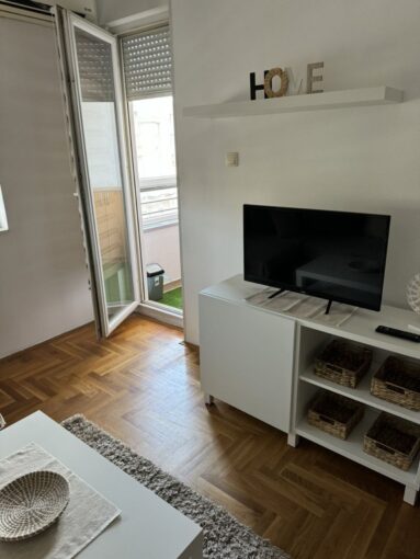 Сдается 2-к квартира, 38 кв.м в Нови-Саде, #1043_1