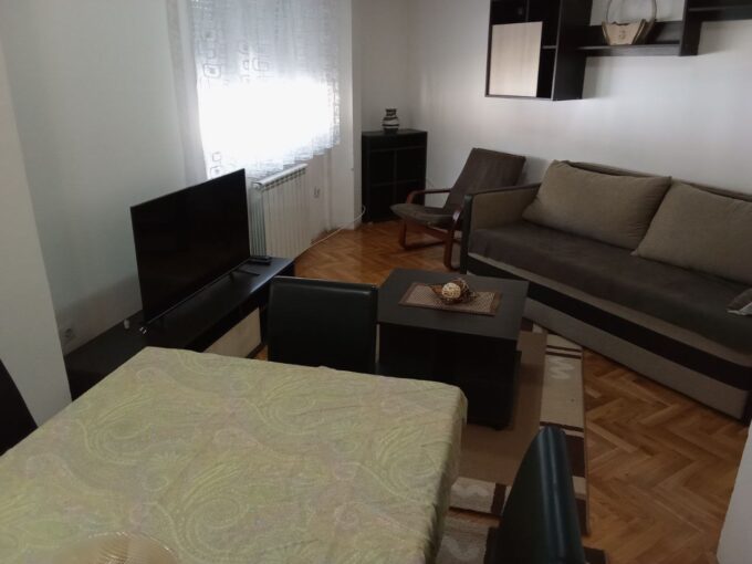 Сдается 2-к квартира, 50 кв.м в Нови-Саде, Центр, #1080_1