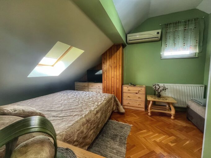 Сдается 2-эт, 3-к квартира, 60 кв.м в Нови-Саде, Нова Детелинара, #1324_1