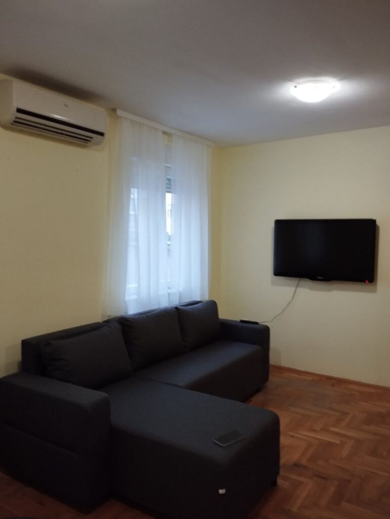 Сдается 2-к квартира, 43 кв.м в Нови-Саде, Нова Детелинара #1674_1