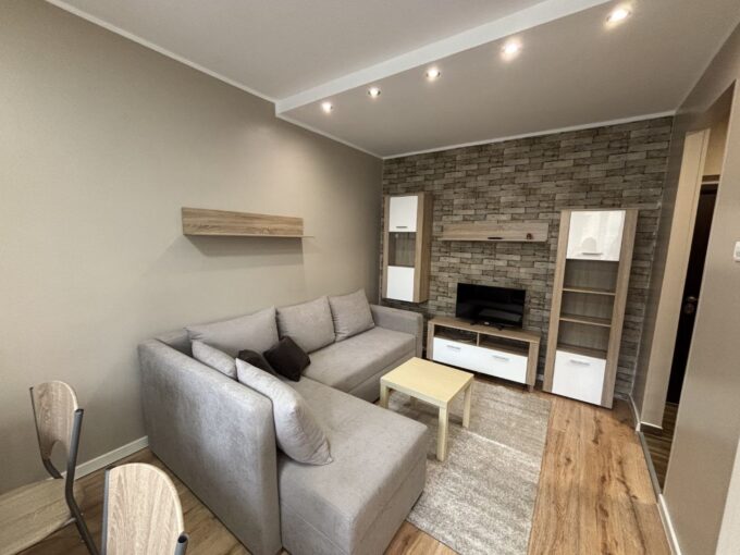 Сдается 2-к квартира, 37 кв.м в Нови-Саде, Центр, #1694_1