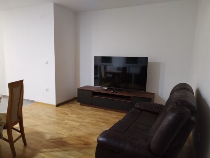 Сдается 4-к квартира, 75 кв.м в Нови-Саде, Адице, #1811_1