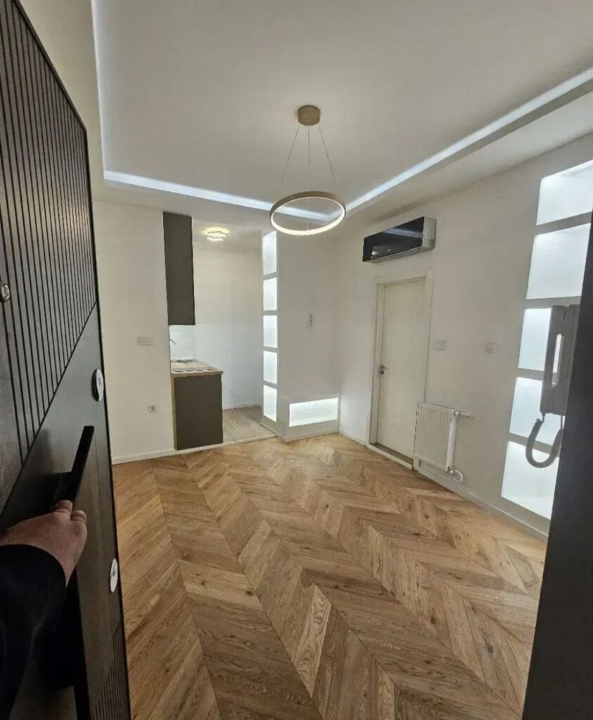 Продается 1-к квартира, 21 кв.м в Нови-Саде, Центр, #1170_1