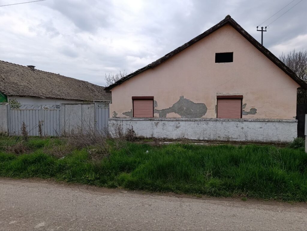 Продается 2-к дом, 63 кв.м + 30 кв.м в 45 км от Нови-Сада, #1241_1