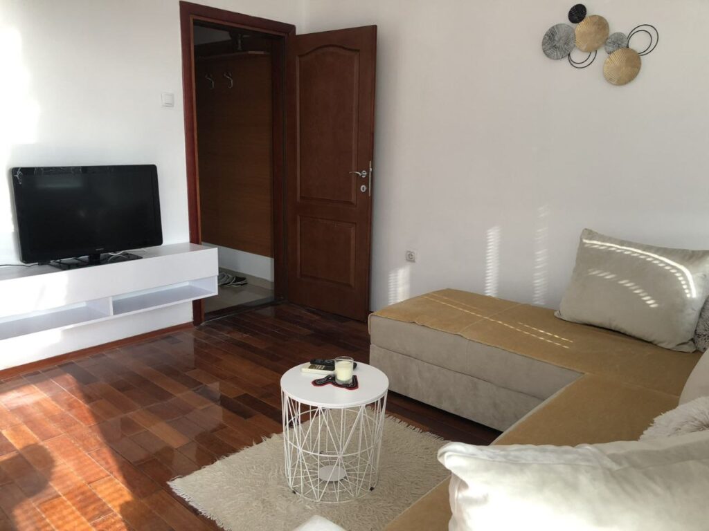 Сдается 1-к квартира, 27 кв.м в Нови-Саде, ул. Булевар Ослобођења, #1840_1