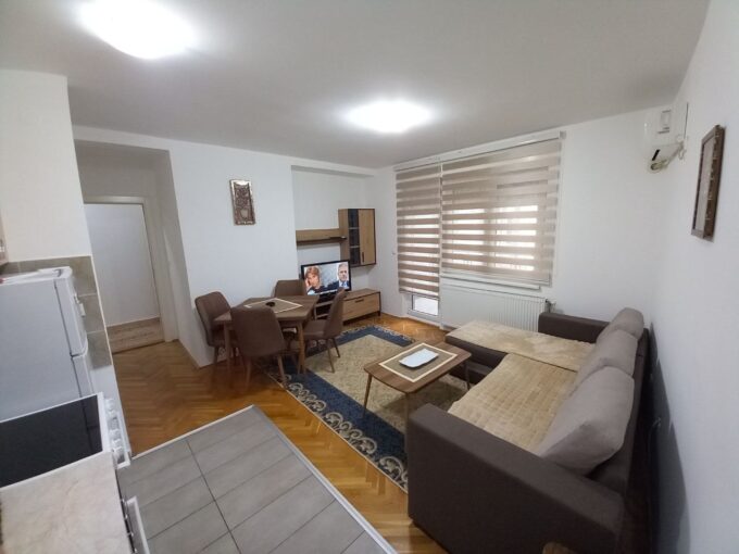 Сдается 2-к квартира, 45 кв.м в Нови-Саде, Грбавица, #1844_8