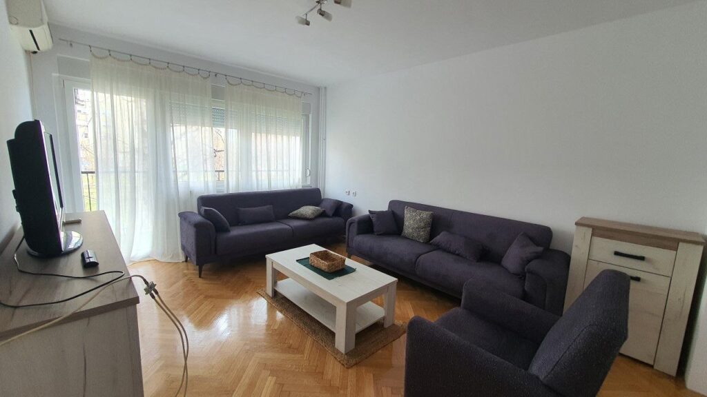 Сдается 3-к квартира, 60 кв.м в Нови-Саде, Лиман 1, #1847_1