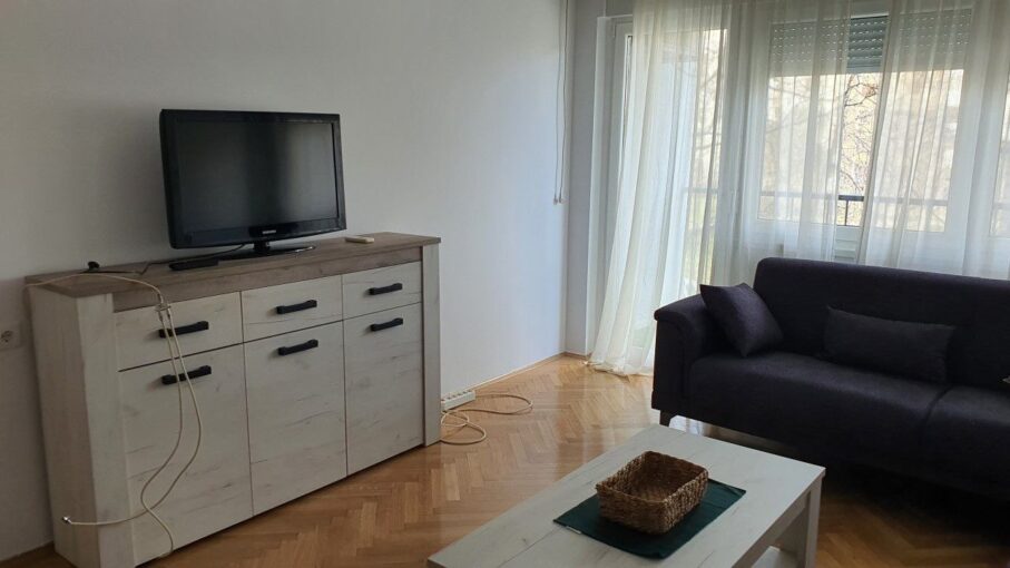 Сдается 3-к квартира, 60 кв.м в Нови-Саде, Лиман 1, #1847_2