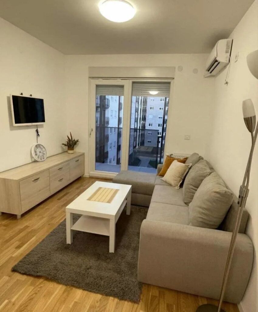 Сдается новая 2-к квартира, 40 кв.м в Нови-Саде, Ново Насеље, #1849_1