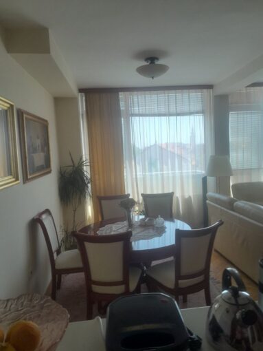 Продается 2-эт, 4-к квартира-дуплекс, 148 кв.м в центре Нови-Сада, #1174_8
