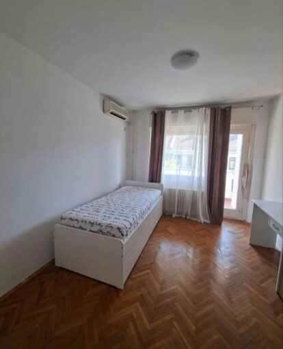 Сдается 5-к квартира, 140 кв.м в центре Нови-Сада, #1908_10