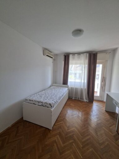 Сдается 5-к квартира, 140 кв.м в центре Нови-Сада, #1908_6