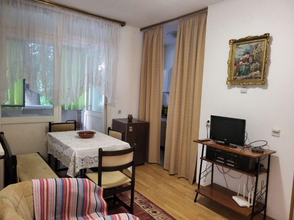 Сдается 2-к квартира, 57 кв.м в Нови-Саде, Лиман, #1919_1